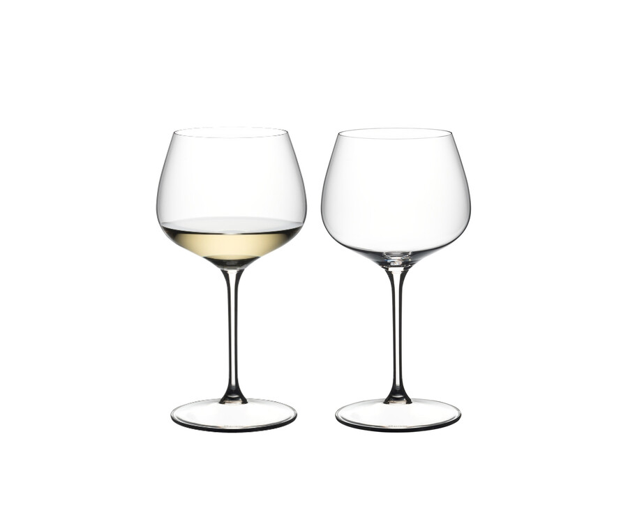 grape@riedel chardonnaygin tonic